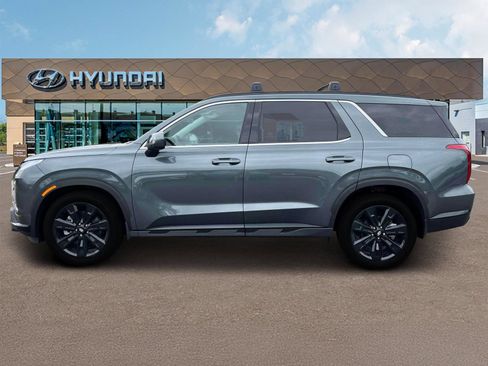 Used 2025 Hyundai Palisade XRT FWD image 3