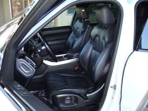 Used 2016 Land Rover Range Rover Sport HSE image 7