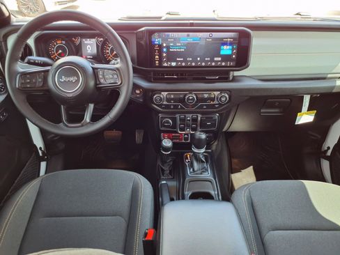 Used 2026 Jeep Wrangler Unlimited Sport AWD/4WD image 5