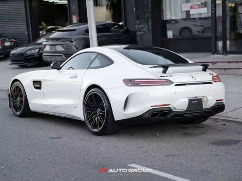 Used 2021 Mercedes-Benz AMG GT C image 3