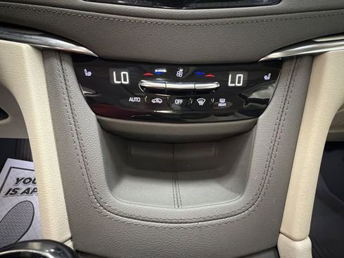 Used 2024 Cadillac XT5 Premium Luxury w/ LPO, Floor Liner Package AWD/4WD image 19