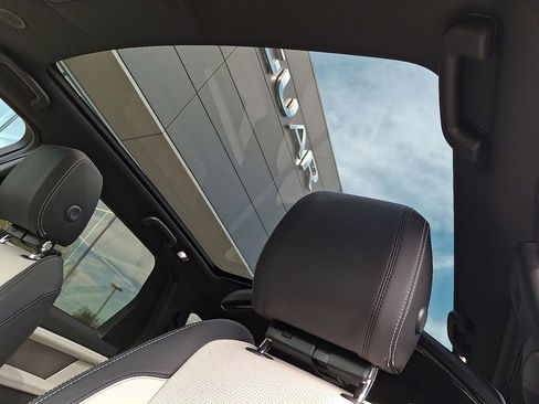 New 2026 Land Rover Discovery Sport Landmark AWD/4WD image 10