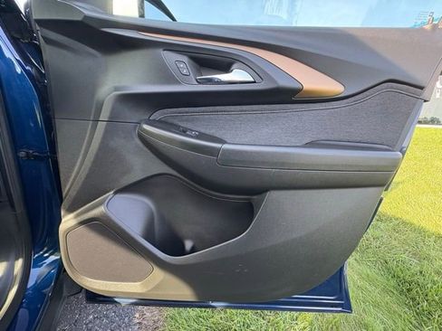 Used 2023 Chevrolet TrailBlazer ACTIV w/ Convenience Package image 37