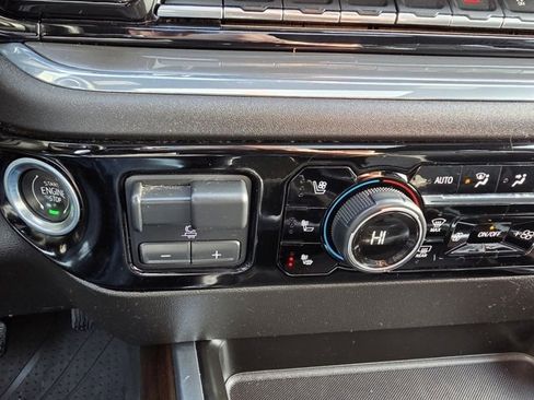 Used 2024 Chevrolet Silverado 3500 High Country w/ High Country Premium Package image 27