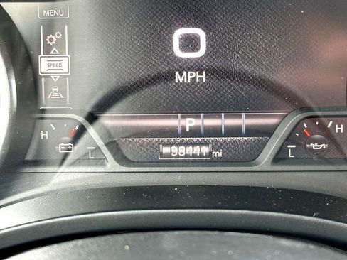 Used 2025 RAM 1500 Laramie AWD/4WD image 28
