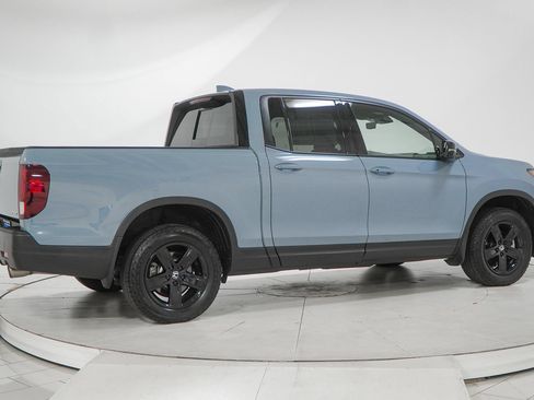 Used 2023 Honda Ridgeline Black Edition image 14