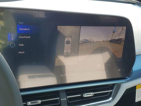 New 2026 Chevrolet Equinox EV LT image 23