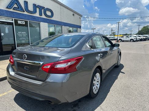 Used 2018 Nissan Altima 2.5 S w/ S Convenience Package FWD image 6