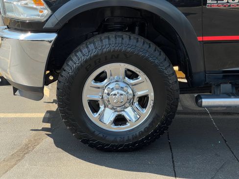 Used 2018 RAM 2500 Tradesman w/ Chrome Appearance Group AWD/4WD image 31