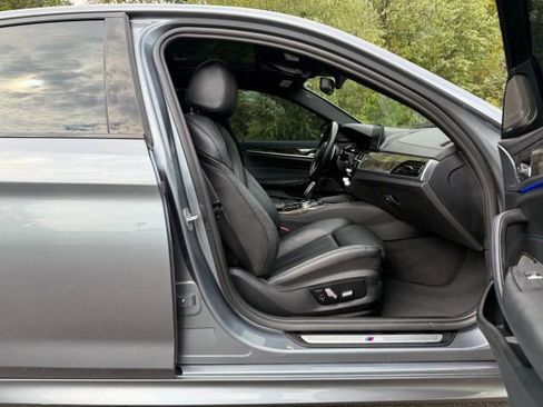 Used 2020 BMW 540i xDrive w/ M Sport Package AWD/4WD image 30