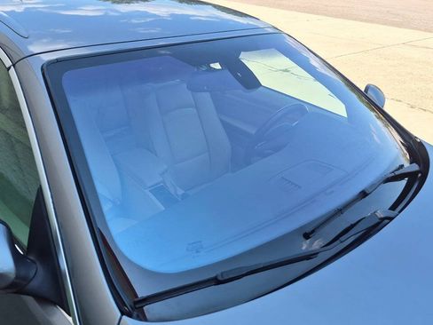 Used 2010 BMW 328i Convertible RWD image 34
