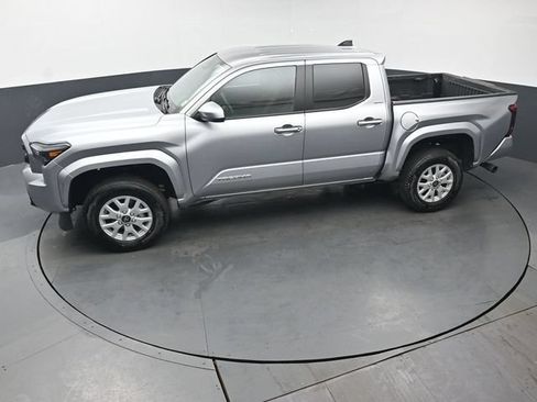 Used 2026 Toyota Tacoma SR5 AWD/4WD image 40