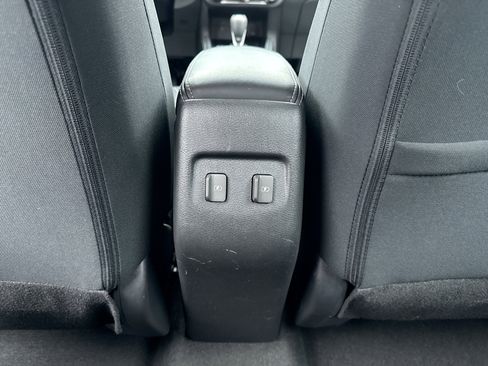 Used 2023 Nissan Kicks SV FWD image 18