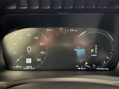 Used 2021 Volvo XC90 T8 Inscription w/ Advanced Package image 7