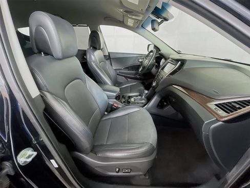 Used 2017 Hyundai Santa Fe Sport 2.0T image 29