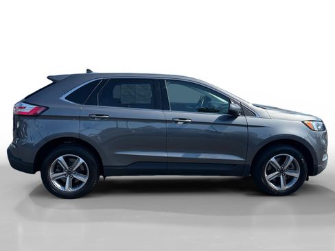 Used 2023 Ford Edge SEL w/ Convenience Package AWD/4WD image 6