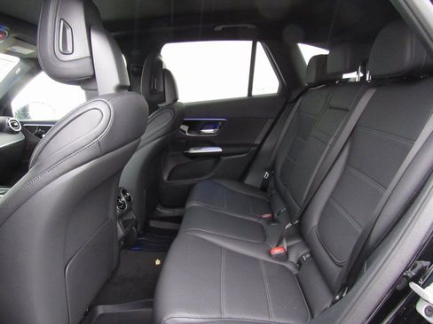 New 2026 Mercedes-Benz GLC 300 4MATIC image 15