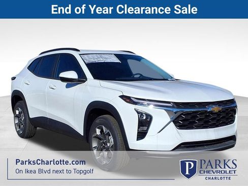 New 2025 Chevrolet Trax LT w/ Driver Confidence Package image 1