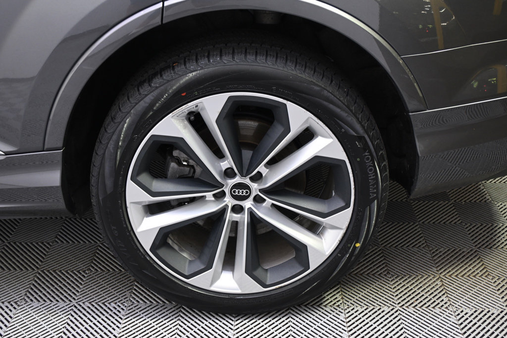 Used 2022 Audi Q7 3.0T Premium Plus AWD/4WD image 15