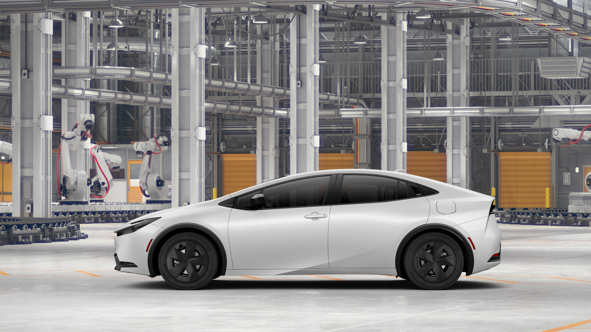 New 2027 Toyota Prius LE FWD image 4