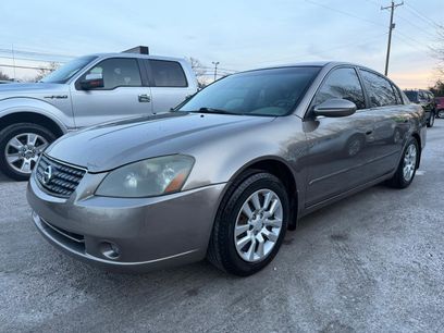 Used 2005 Nissan Altima 2.5 S w/ (S02) Side Airbags Pkg