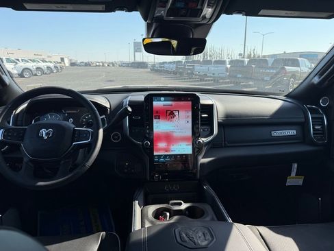 Used 2025 RAM 2500 Laramie image 14