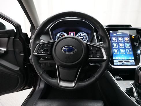 Used 2023 Subaru Outback Touring AWD/4WD image 4