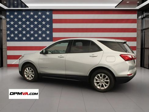 Used 2018 Chevrolet Equinox LS FWD image 6