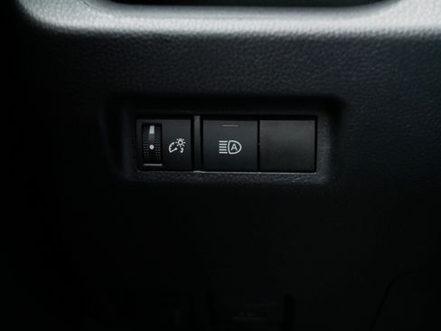 Certified 2025 Toyota RAV4 XLE AWD/4WD image 27