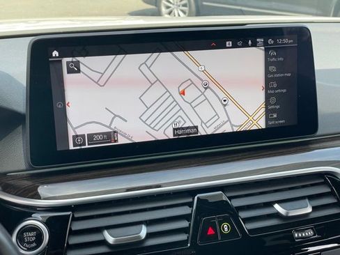 Used 2021 BMW 540i xDrive w/ M Sport Package image 18