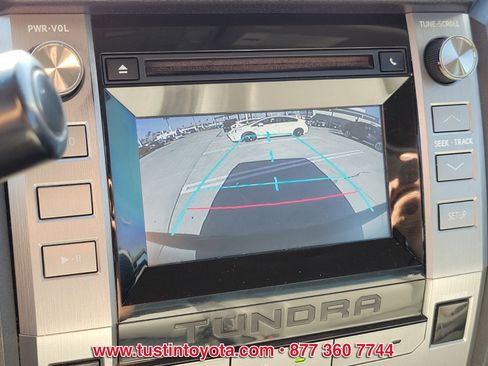 Used 2015 Toyota Tundra SR image 21