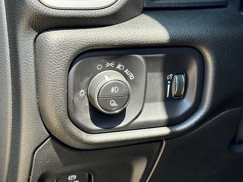 New 2026 RAM 1500 Express AWD/4WD image 19