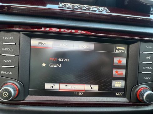 Used 2015 Ferrari California T image 38