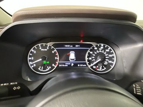 Used 2022 Nissan Rogue S FWD image 18