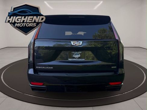 Used 2023 Cadillac Escalade ESV Sport Platinum RWD image 5