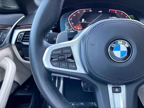 Used 2021 BMW 530i xDrive w/ M Sport Package AWD/4WD image 23