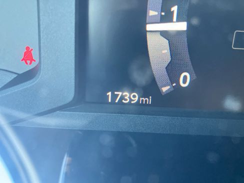 Used 2025 Toyota Tacoma SR5 AWD/4WD image 16