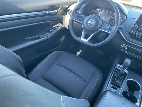 Certified 2022 Nissan Altima 2.5 SV image 15