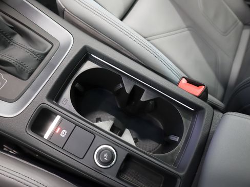 Used 2025 Audi Q3 2.0T Premium w/ Convenience Package image 20