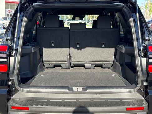 New 2026 Toyota 4Runner SR5 image 12