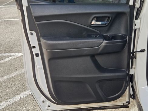 Used 2023 Honda Ridgeline RTL-E image 15