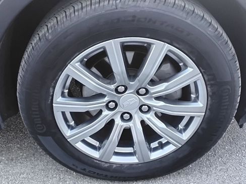 Used 2023 Cadillac XT4 Premium Luxury image 11