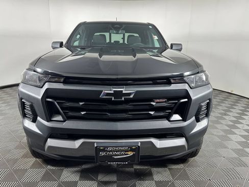 Used 2024 Chevrolet Colorado Trail Boss w/ Advanced Trailering Package AWD/4WD image 8