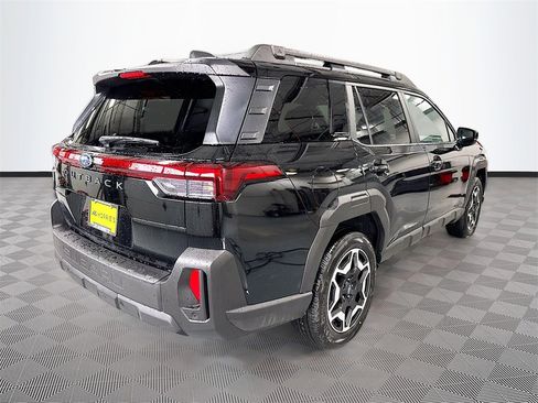 New 2026 Subaru Outback Touring image 4