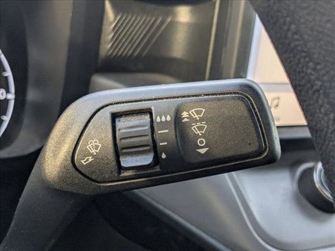 Used 2024 Ford Maverick XL FWD image 7