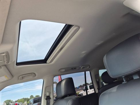 Used 2023 Nissan Armada Platinum w/ Cargo Package RWD image 15