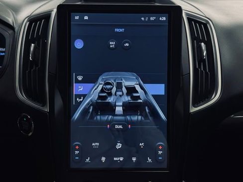 Used 2024 Ford Edge SEL image 33