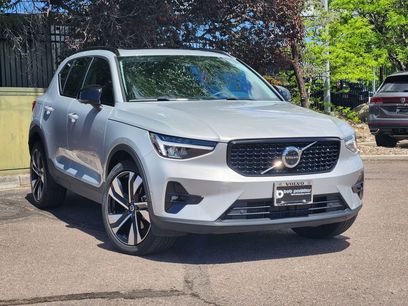 Used 2023 Volvo XC40 B5 Ultimate w/ Protection Package Premier