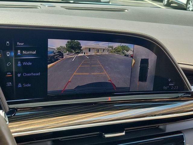 Used 2021 Cadillac Escalade Premium Luxury AWD/4WD image 29