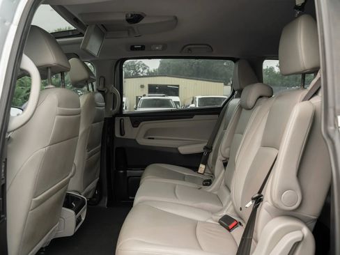 Used 2019 Honda Odyssey EX-L image 8